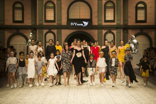 Ngọc Trinh “tái xuất” vị trí vedette tại show thời trang IVY moda