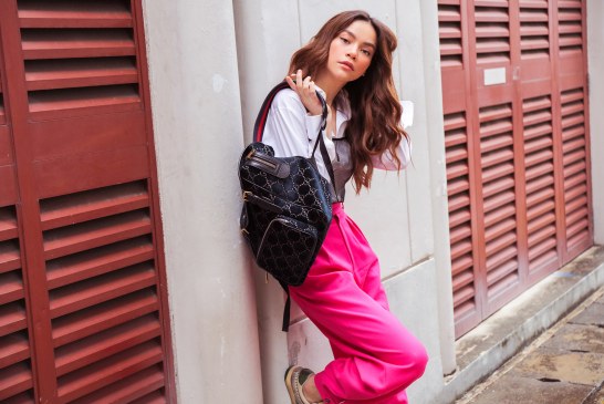 Hồ Ngọc Hà khoe street style trẻ trung trong chuyến công tác tại Singapore 