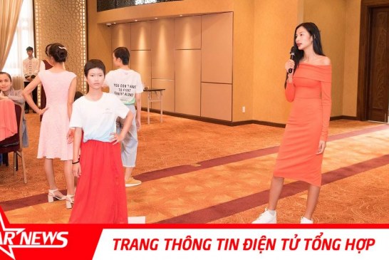 Á hậu Hoàng Thùy gây xúc động khi catwalk cùng bệnh nhân ung thư