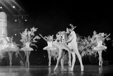 Siêu phẩm Ballet Hồ Thiên Nga gây xúc động giữa mùa đông Hà Nội