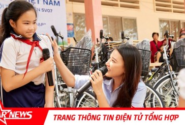 Á hậu Kim Duyên trao 20 xe đạp cho học sinh nghèo tại tỉnh Long An